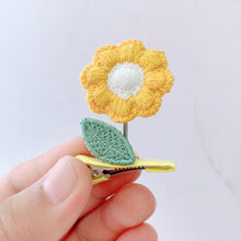 Load image into Gallery viewer, Cute 3D Flower Hairpin Creative Knitting Spring Smiling Face Hairpin Children Fashion Hair Accessories