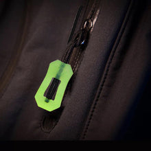 Load image into Gallery viewer, Outdoor Luminous Zipper Puller Head Anti-lost Glow In The Dark Pull Zippers Backpack Pendant for Coat Rucksack Handbag Tent