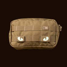 Load image into Gallery viewer, Cat Tiger Eyes Luminous Tactical Patch Hook Fasteners Glow In Dark Combat Applique Armband Patch For Hats Helmet Uniform Backpack