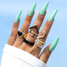 Load image into Gallery viewer, 5pcs/set Snake Shaped Rings Personalized Diamond Ring Set Unique Unadjustable Alloy Rings Jewelry Accessories