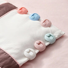 Load image into Gallery viewer, 1Pc BedSheet Quilt Clip Duvet Cover Fastener Anti-Slip Blanket Buckles Quilt Holder Fixator Grippers