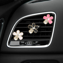 Load image into Gallery viewer, 3Pcs/Set Car Air Outlet Vent Perfume Clips Freshener Air Conditioning Aromatherapy Small Daisy Interior Decoration Supplies