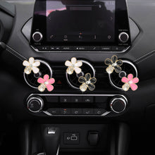 Load image into Gallery viewer, 3Pcs/Set Car Air Outlet Vent Perfume Clips Freshener Air Conditioning Aromatherapy Small Daisy Interior Decoration Supplies
