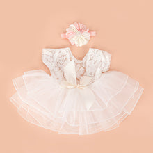 Load image into Gallery viewer, Newborn Photo Props Baby Romper Lace Deep V Backless Clothing Toddler Art Photography Newborn Headdress Flower Girls Photograph Prop