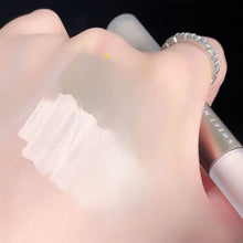 Load image into Gallery viewer, Liquid Highlight Contouring Nose Silhouette Face Lightening Long-lasting Highlight Waterproof Sweat Resistant Dual Color High Gloss Cosmetics