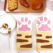Load image into Gallery viewer, Cute Cartoon Cat Paws Oven Mitts Cat Claw Cotton Baking Insulation Gloves Microwave Heat Resistant Anti-scald Non-slip Glove