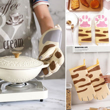 Load image into Gallery viewer, Cute Cartoon Cat Paws Oven Mitts Cat Claw Cotton Baking Insulation Gloves Microwave Heat Resistant Anti-scald Non-slip Glove
