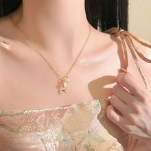 Load image into Gallery viewer, Tulip Pearl Pendant Necklace Temperamental Niche Alloy Collar Chain Necklace Women Fashionable Jewelry Accessory