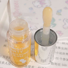 Load image into Gallery viewer, Moisturizing Lip Balm Lip Oil Transparent Lip Gloss Primer Colorless Lip Gloss Lipstick Base Fragrance Non-sticky Moisturizes Lip Gloss