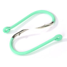 Load image into Gallery viewer, 20PCS Luminous Tube 15° Skew Fishing Hook With Barbs Ghost Tooth Hook Sea Fishing Large Fishhook Fishing Accessories