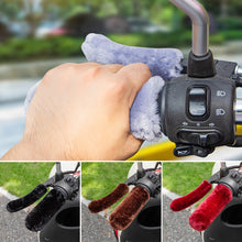 Load image into Gallery viewer, 4Pcs Universal Motorcycle Electric Vehicle Handle Cover Handlebar Cover Coldproof Warm Padded Models Winter