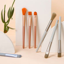 Load image into Gallery viewer, 3pcs/set Portable Makeup Brushes Skin Friendly Soft Blusher Brush Eyeshadow Brush Halo Brush Makeup Brushes Makeup Tools