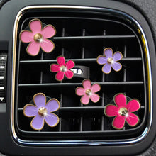 Load image into Gallery viewer, 6Pcs/Set Car Outlet Vent Perfume Clips Freshener Air Conditioning Aromatherapy Small Daisy Interior Decoration Supplies