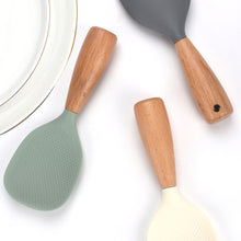 Load image into Gallery viewer, 1Pc Silicone Wooden Handle Rice Spoon High Temperature Resistant Non Stick Rice Spoon Lisheng Rice Spoon Kitchen Accessories