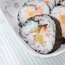 Load image into Gallery viewer, DIY Easy Sushi Roller Mats Washable Reusable Sushi Roll Mold Mat Rice Rolling Maker Roll Pad Kitchen Tool