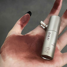 Load image into Gallery viewer, Red Matte Velvet Lip Gloss Liquid Non-stick Lipstick Lasting Elegant Mud Lip Mousse Cup Lip Tint Clay Makeup Cosmetics