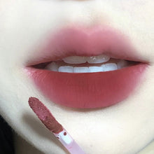 Load image into Gallery viewer, Red Matte Velvet Lip Gloss Liquid Non-stick Lipstick Lasting Elegant Mud Lip Mousse Cup Lip Tint Clay Makeup Cosmetics