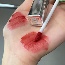 Load image into Gallery viewer, Small Silver Tube Mirror Face Lip Glaze Moisturizes Radiant Lip Gloss Mouth Red Lip Color Female Women Cosmetics Makeup