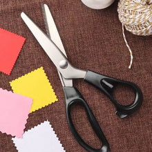Load image into Gallery viewer, 1Pc Professional Sawtooth Tailor's Scissors Shears Zig Zag Cut Sewing Scissors Dressmaking Tailor Shears Black Scissors