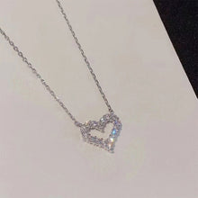 Load image into Gallery viewer, Simple Shiny Hollow Heart-shaped Pendant Necklace Women Temperamental Versatile Alloy Collar Chain Necklace Jewelry