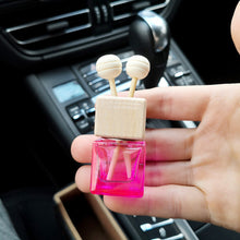 Load image into Gallery viewer, 8ML Car Air Outlet Empty Glass Perfume Diffuser Bottle Hanging Perfume Pendant Fragrance Air Freshener Decor Accessorie