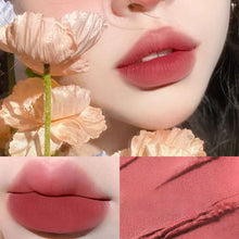 Load image into Gallery viewer, Velvet Matte Not Easy To Stick To Cup Lip Glaze Natural Non Sticky and Not Easy To Stain Cup Lip Mud Women Cosmetics