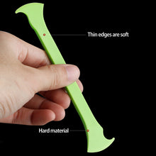 Load image into Gallery viewer, 3Pcs Car Wrap Micro Stick Squeegee Window Tinting Kit Corner Scraper Curves Slot Vinyl Gap Film Tools