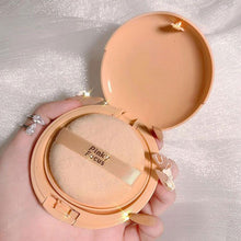 Load image into Gallery viewer, Little Ginger Man Powder Oil Control Waterproof Dry and Wet Dual-use Hard To Get Stuck Honey Powder Powder for Beginner