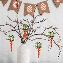Load image into Gallery viewer, 6pcs Easter Wooden Bead Carrot Decoration Ornaments Festival Home Artificial Plants Ornament Photo Props
