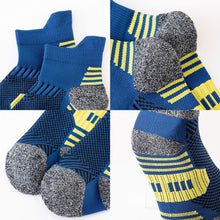 Load image into Gallery viewer, 5 Pairs New Spring Men's Socks AnkleThick Knit Professional Sports Sock Outdoor Fitness Breathable Quick Dry Wear-resistant Short Running Sock