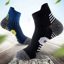 Load image into Gallery viewer, 5 Pairs New Spring Men's Socks AnkleThick Knit Professional Sports Sock Outdoor Fitness Breathable Quick Dry Wear-resistant Short Running Sock