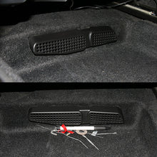 Load image into Gallery viewer, 2Pcs Car Air Outlet Cover Duct Outlet Exhaust Dustproof for AUDI A2/S3 for Magotan B8L for Volkswagen VW Golf 7/7.5