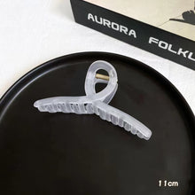 Load image into Gallery viewer, Fashion Gold Large Rhinestone Alloy Hair Clips for Girls Pearl Hair Accessories Geometric Metal Hair Claw Cross Hairclip Headband Hairpin Hair Crab Women
