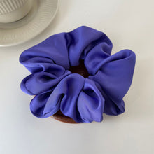 Load image into Gallery viewer, New Korean Simple Pure Color Hair Band Elastic Band Real Silk Headwear Women's Sweet Ponytail Elastic Band Hair Accessories