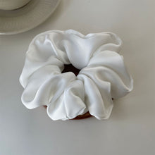 Load image into Gallery viewer, New Korean Simple Pure Color Hair Band Elastic Band Real Silk Headwear Women's Sweet Ponytail Elastic Band Hair Accessories