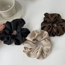 Load image into Gallery viewer, New Korean Simple Pure Color Hair Band Elastic Band Real Silk Headwear Women's Sweet Ponytail Elastic Band Hair Accessories