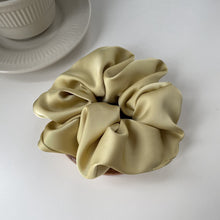 Load image into Gallery viewer, New Korean Simple Pure Color Hair Band Elastic Band Real Silk Headwear Women's Sweet Ponytail Elastic Band Hair Accessories