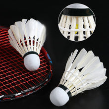 Load image into Gallery viewer, 4PCS LED Night Luminoust Badminton Beatable Durable Training Special Badminton Outdoor Sports Entertainment Goose Feather Ball