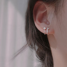 Load image into Gallery viewer, Flash Diamond Geometric Ear Clip Without Ear Hole Female Personality Ear Clip Retro Rhinestone Women Party Earclip