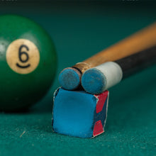 Load image into Gallery viewer, 20PCS 10/12/13MM Pool Cue Leather Tips Thin Monolayer Blue Leather Head With Moisture-Proof Powder Billiards Accessories