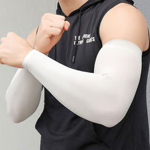 Load image into Gallery viewer, 1 Pair Ice Silk Sports Arm Sleeves Cycling Sun UV Protection Outdoor Travel Running Gym Fitness Cool Summer Arm Sleeves for Man