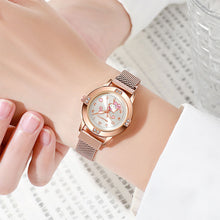 Load image into Gallery viewer, Simple Rose Gold Luxury Rhinestone Retro Versatile Quartz Cute Women's Watch Casual Small Dial Quartz Fashion Steel Strip Ladies Wristwatches