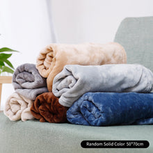 Load image into Gallery viewer, Soft Pet Dog Blanket Thicken Dog Mat Warm Flannel Dog Cat Bed Pet House Double Sided Dog Nest Mat