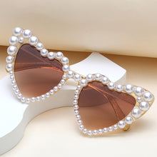 Load image into Gallery viewer, 1Pc Large Frame Love Pearl Sunglasses Heart Shape Personality UV400 Casual Black Sun Glasses Eyewear for Adult Women