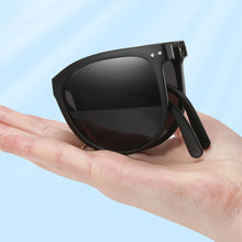 Load image into Gallery viewer, UV400 Folding Sunglasses Portable Ultra Light Sun Protection UV Protection Sunglasses for Both Men and Women