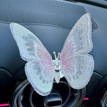 Load image into Gallery viewer, Car Air Freshener Air Conditioner Outlet Clip Car Perfume Diffuser Car-styling Natural Smell Fragrance Butterfly Auto Accessories