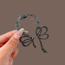Load image into Gallery viewer, Elegant Tassel Hair Claw Rhinestone Pearl Flower Tassels Hair Clip Women Girl Ponytail Holder Hairpins Fringe Hair Accessories