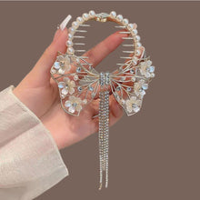 Load image into Gallery viewer, Elegant Tassel Hair Claw Rhinestone Pearl Flower Tassels Hair Clip Women Girl Ponytail Holder Hairpins Fringe Hair Accessories