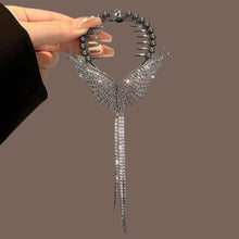 Load image into Gallery viewer, Elegant Tassel Hair Claw Rhinestone Pearl Flower Tassels Hair Clip Women Girl Ponytail Holder Hairpins Fringe Hair Accessories