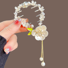 Load image into Gallery viewer, Elegant Tassel Hair Claw Rhinestone Pearl Flower Tassels Hair Clip Women Girl Ponytail Holder Hairpins Fringe Hair Accessories